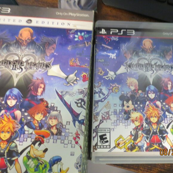 PS3 Collector Limited Edition Kingdom Hearts II.5 ReMix with pin - Picture 5 of 5